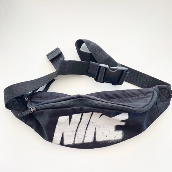 Nike Handbags - NIKE Black Unisex Heritage Rebel Graffiti Belt Bag 90’s Streetwear